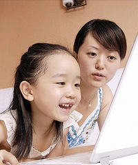 ��Ҷ�ͯ��ʱ�ڵ�СӢ�۶�����Щ���䣿