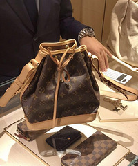 [����]��Ϧ�͸�LV�����ϣ���˵�����ٰ�ʽ