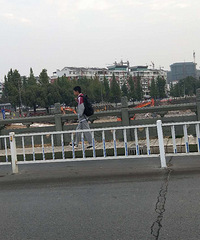 ���Ƽ�С�������Ƕ��ж��飬�������������·��