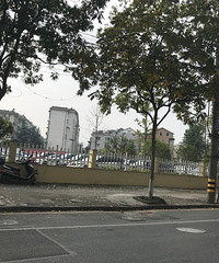 [����]�ٰ���ô�õ�λ�ã�����������ͣ����