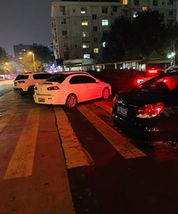 �̹�ԷС���ſ���ͣ��������˭���ܹܣ�