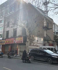 [����]�칤��ó�˳��������¥���ڿգ�Ϊ�β����˵�ͣ����