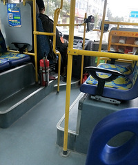 [����]���Ǵ��ڼӰ๤���ж��٣��ϰ�·�϶³���