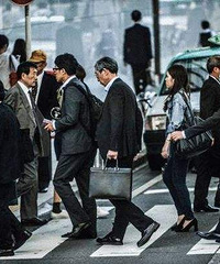 ������Ϊֹ�����ж����˻�ûȥ�ϰ�ģ�