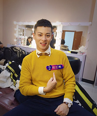 [����]��Ϊ�����������ٰ��ˣ��Һ������Ź���̨ͬ¼��Ŀ