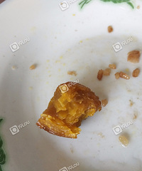 知味观的蛋黄鲜肉粽味道不咋滴