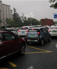 玲珑山路玲珑街头需要人行天桥势