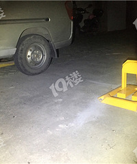 绿岛花园小区开始抢车位了?
