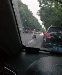 等人就这样停着???