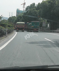 ·����������Ļ������