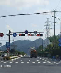 ����ֵĺ��ֺ��̵�