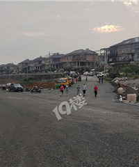 �˰����԰���ſڵ�·�����깤��