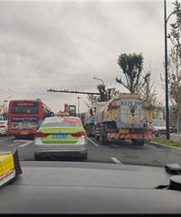 地铁农林大学站武肃街口道路设置不合理