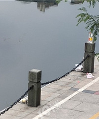 钓鱼归钓鱼,这素质有待提高