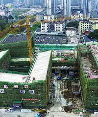 ��Ͷ��12188��Ԫ������Сѧ��У�����½�չ