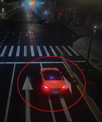 [ͨ]賿1ٰ࣬һƿʱݡը֡̾У