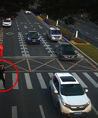 [ͨ]ǮһδУֱײϱźӵˣ