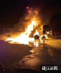 []ΣٰͷСͻȻ𣬳䶼