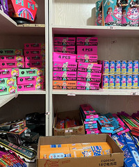 第一次去烟花店,原来花样这么多啊