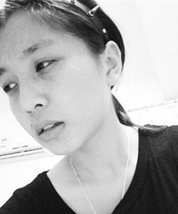 跟着姐妹来的