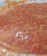 牛肉膏能让猪肉变牛肉?吃了还会导致癌症?