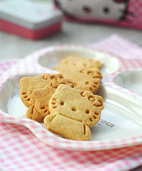 【Hello Kitty饼干】姐姐和小Viola一起玩烘焙