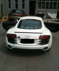 陪朋友提R8 V10来装X