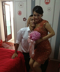 来看看这个一会霸气侧漏 一会温婉可人的新娘吧