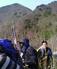 龙潭山庄际头坞蜈蚣寮大谷坪西坑口寺桥穿越记录