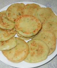 豆浆渣不要扔 自己做健康又美味的豆渣饼