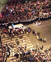 上海跨年夜踩踏事故 目击者讲述现场真实情况