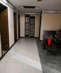 "可办公可住宅可商业的二楼住宅和一楼店面十车库十二个架空层好房