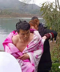 真爷们!池淮一对叔侄勇救落水男孩,河水冰冷人心不冷!