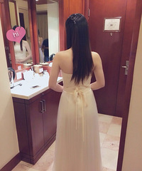 伴娘装背影