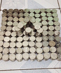 我们今年二十五六七岁