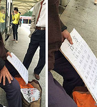 柯桥街头 老大爷口若悬河卖古方