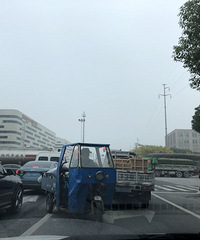 绍兴这个路口为何这么堵?心累