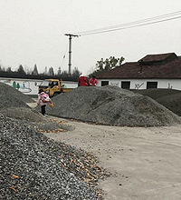 孙端镇塘殿村请还校车调头的地