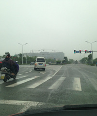 台州大道上 红绿灯完全不合理!