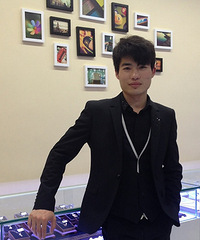 �ٴ�19¥��һ�ο���,��ľ����������