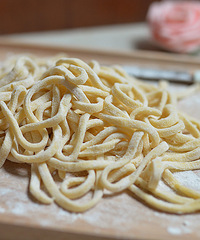 ���Ƽ�����