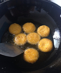 �����Ϲϱ�����ζ��ʵ��