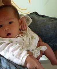 "小宝宝能不能把屎把尿?可是又听说把尿对孩子不好?怎么办?"