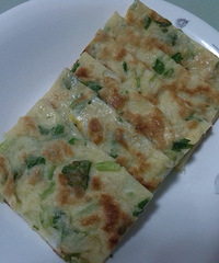 ����� ����