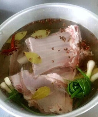 ������ �Ӻ����� �Ӵ� ����ζ��