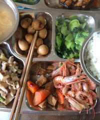 ����Ľ��ʳ��ô�õĹ�˾ʳ��