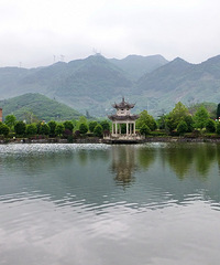 转轮岩——浙中桃花源生态景区穿越