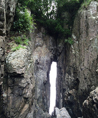 满山岛,不眠夜