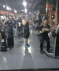 178cm�������Ա �������ڽ�������