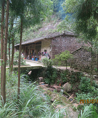 陡门古道 穿越下垟坑“小张家界”景区